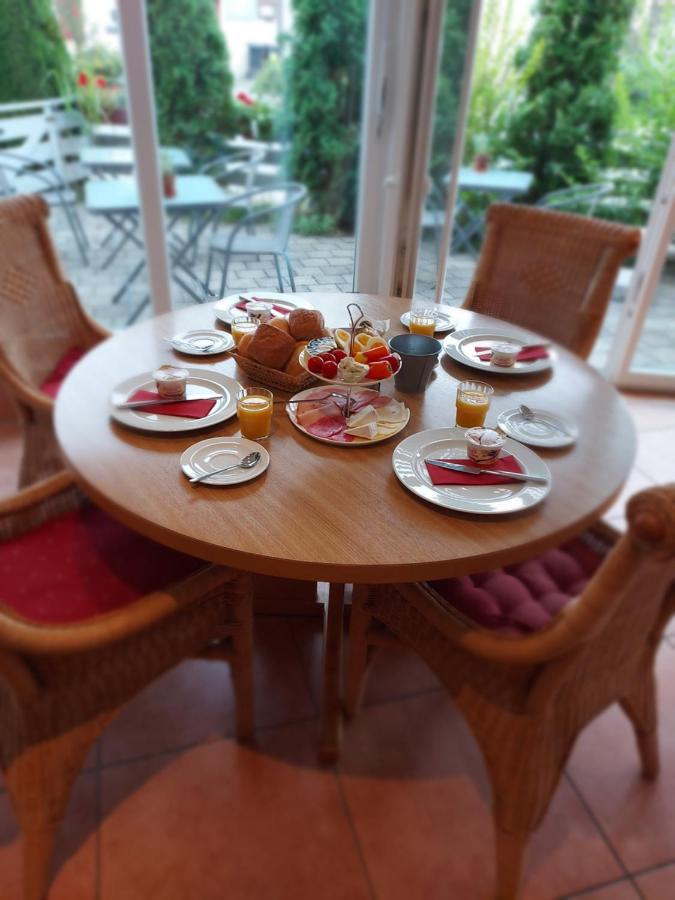Leutkirch im Allgäu Landhaus Goldenes Kreuz מראה חיצוני תמונה